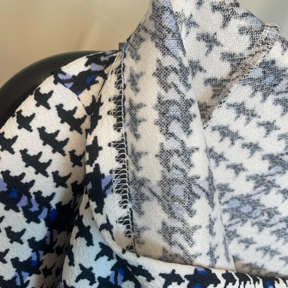 Women's Bodycon midi dress - Picture 12 of 13